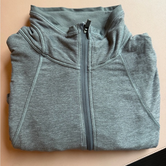 lululemon athletica Tops - Lululemon Gray Quarter Zip Pullover Pink Accent Athletic Top Size 8